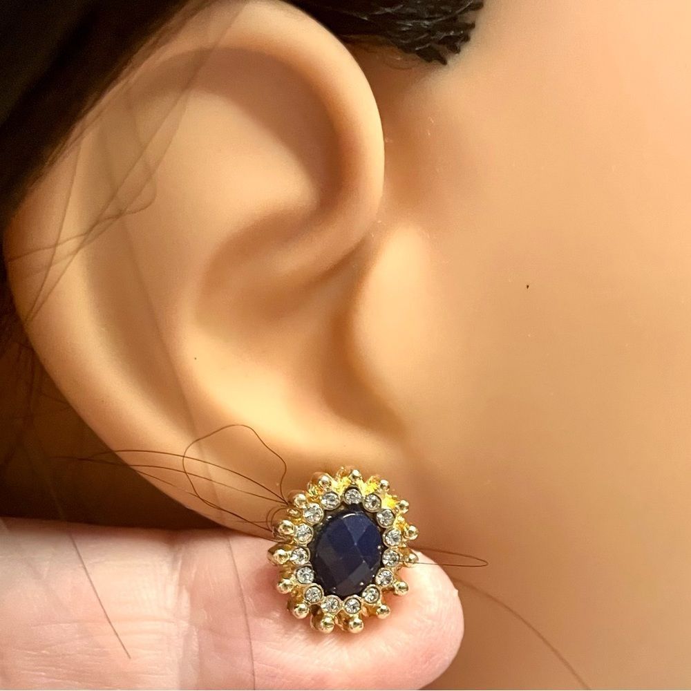 Faux, gold tone blue faceted w/clear rhinestones pierced earrings - Picture 6 of 9